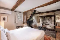 Les Manoirs des Portes de Deauville - Small Luxury Hotel of the World - Parking
