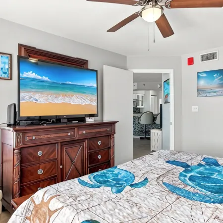 Williams Surf Side  Ocean front & turtles   condo  2 king BR in Ormond Beach FL