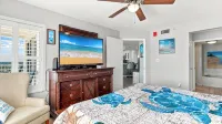 Williams Surf Side  Ocean front & turtles   condo  2 king BR in Ormond Beach FL - 4 ดาว
