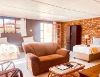Selborne Bed and Breakfast - Bed and Breakfasts