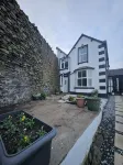 Llangollen Retreat With Stunning Views of the Castle - 3-Star