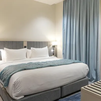 Holiday Gulf Al-Falah Hotel Hotels near Microsoft Riadh