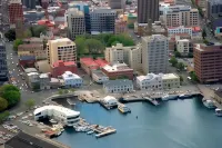 Hobart Waterfront Apartments Hotels in Хобарт