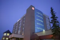 The Glenmore Inn & Convention Centre Hotels near Legacy Sunset Point