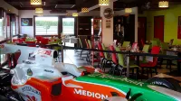 Enzo Hotels Pont-A-Mousson by Kyriad Direct فنادق في Lesmenils
