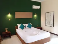 Capital O 2796 Medana Bay Marina Hotels in North Lombok Regency