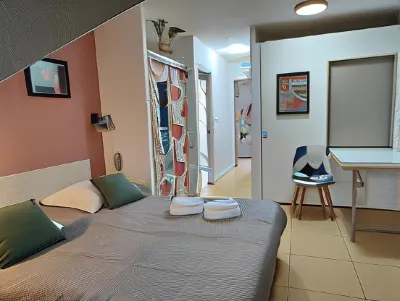 Hotel Au Val Doré Hotels in Orcival