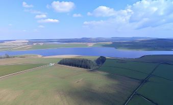 Colliford Lake Tavern & Holiday Park