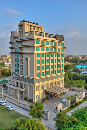 Goldfinch Hotel Delhi NCR