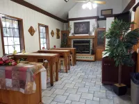 天堂村區伊克諾套房飯店