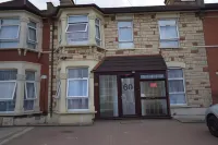 Woodlands Lodge Ilford Hotels in Barking