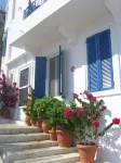 Alkistis Cozy by the Beach Apt. in Ikaria Island, Therma Ground Floor Hoteles en Evdilos