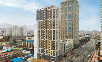 The Mark Sokcho Residence Hotel