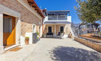 Thrapsano House at Iraklion Crete for up to 8 Persons