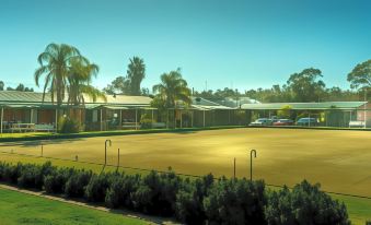 Deniliquin Country Club Motor Inn