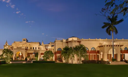 Noor-Us-Sabah Palace