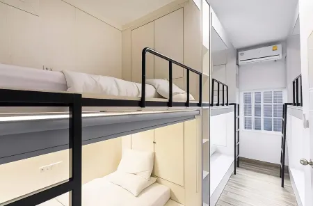 Comfy Crib Hostel