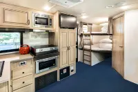 Paju Donghwa Healingcamp Glamping Hoteles en Paju