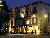 Hôtel de la Tour 보나 호텔