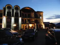 Castel Transilvania Hotels near Igniș