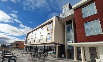 Hotel Ciudad de Ávila - Housity