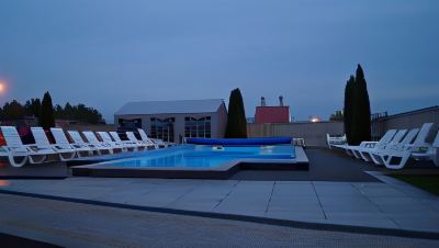 Outdoor Swimming Pool