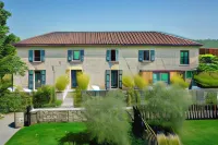 Le Domaine de Baulieu, Singuliers Hotels