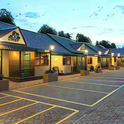 天才汽車公園飯店 Hotel Exterior