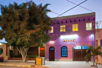 Casa Juarez B&B - Airport Shuttle