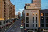 Canopy by Hilton Memphis Downtown Beale Street Hotels in der Nähe von Moore Tech