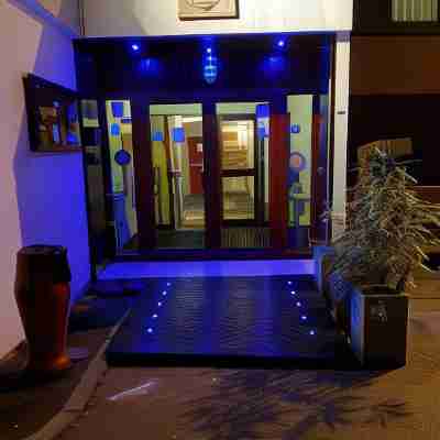 Hôtel Inn Moutiers Hotel Exterior