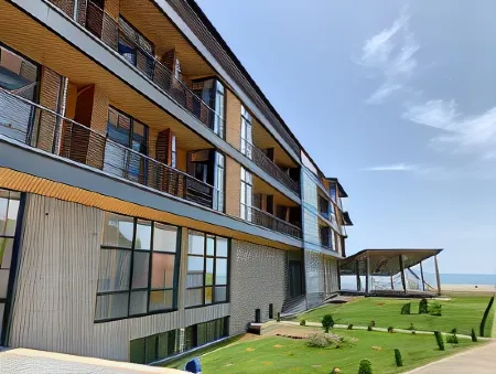 Курортный отель «Взморье» Отели в г. Прогресс