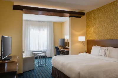 Fairfield Inn & Suites Dallas West/I-30 Hotels near Temple Missionary Baptist Church