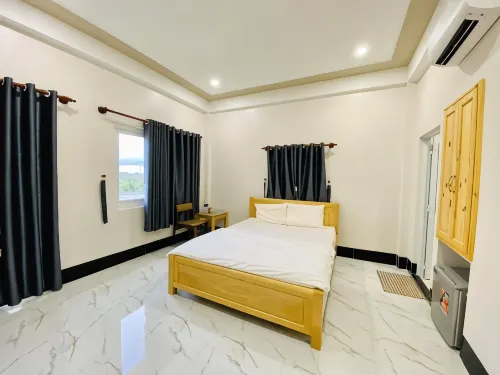 Phuong Quyen Hotel - 2-Star