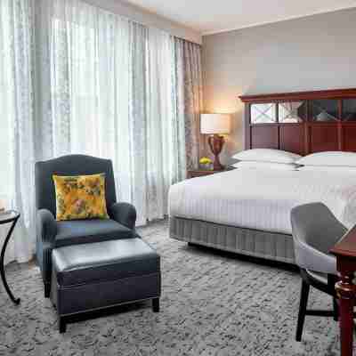 The Battle House Renaissance Mobile Hotel & Spa Rooms