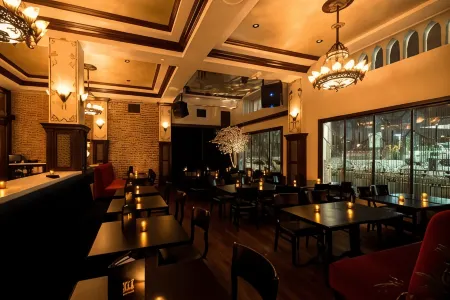 Hollywood Historic Hotel Отели рядом с достопримечательностью «Macy's 4th of July Fireworks»