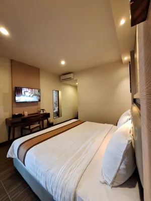 De Boutique Style Hotel Hotels near DUCK RC DDR