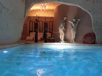 Hotel Masseria Fortificata Donnaloia - Pools