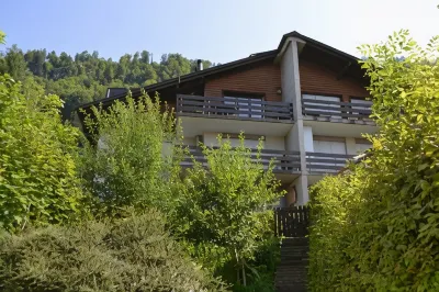 Two-Bedroom Apartment for 4-5 Guests with Lake and Mountain Views Hotels in 