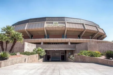 Modern, chic condo in the heart of Tempe/ASU Отели рядом с достопримечательностью «ASU Art Museum»