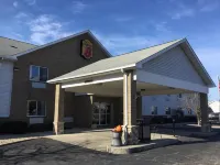 阿德里安速8酒店 萊納維縣酒店