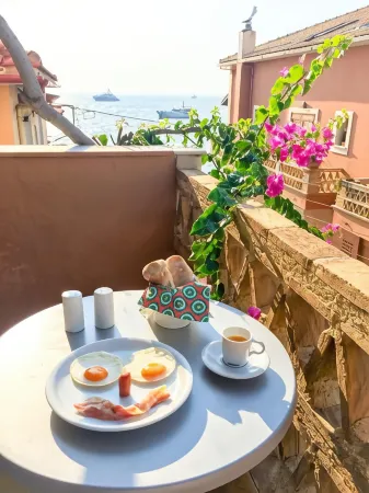 Yria Hotel Отели рядом с достопримечательностью «Laganas Beach»