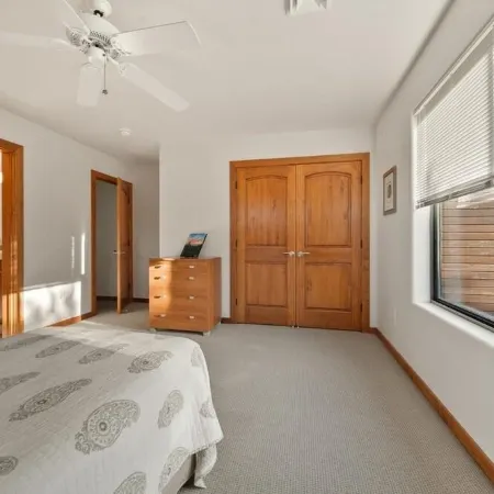 Beautiful 5 Bedroom 3500sf Cabin in Torreon Golf Community in Show Low