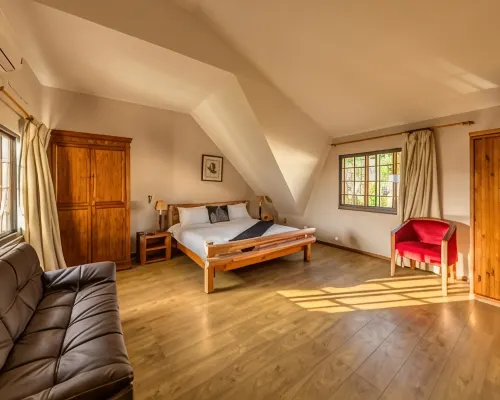Winelands Villa Guesthouse and Cottages Hotels near Helderberg Centre