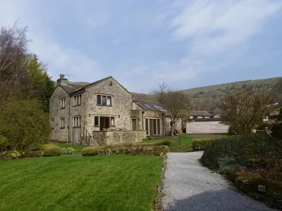 Cleveliot House Hotels in Craven District