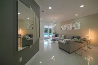 Miami 5Br Villa w/ Heated Pool, Games & BBQ L01