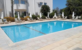 Mandalena Hotel Apartments