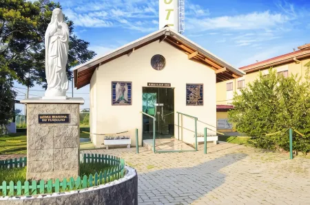 Hotel Golden Park Sorocaba & Convenções - by Nacional Inn Отели рядом с достопримечательностью «Game Station - Shopping Iguatemi Esplanada»