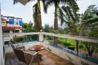 Hangout Villas