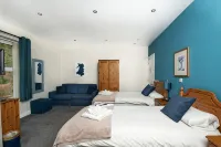 Tyn-y-Coed Inn Hotels in Dolgarrog